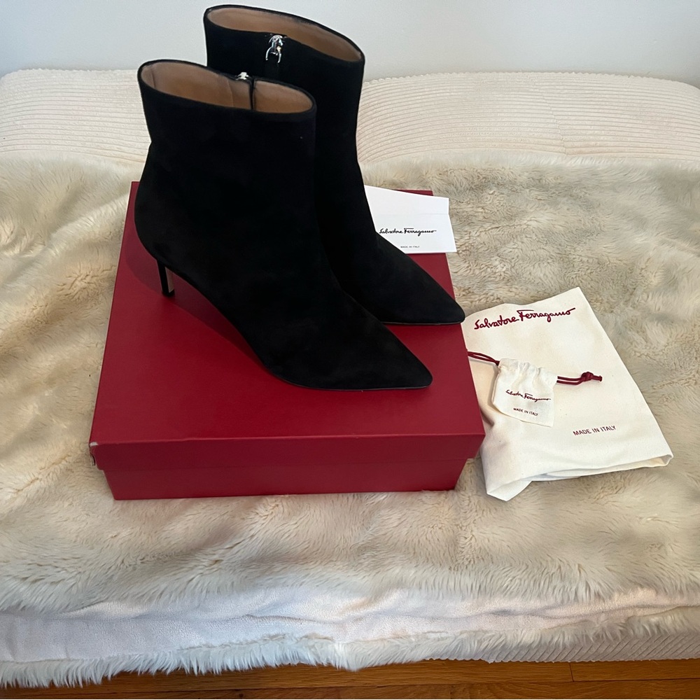 Salvatore Ferragamo Black Heeled Boots - Picture 3 of 9